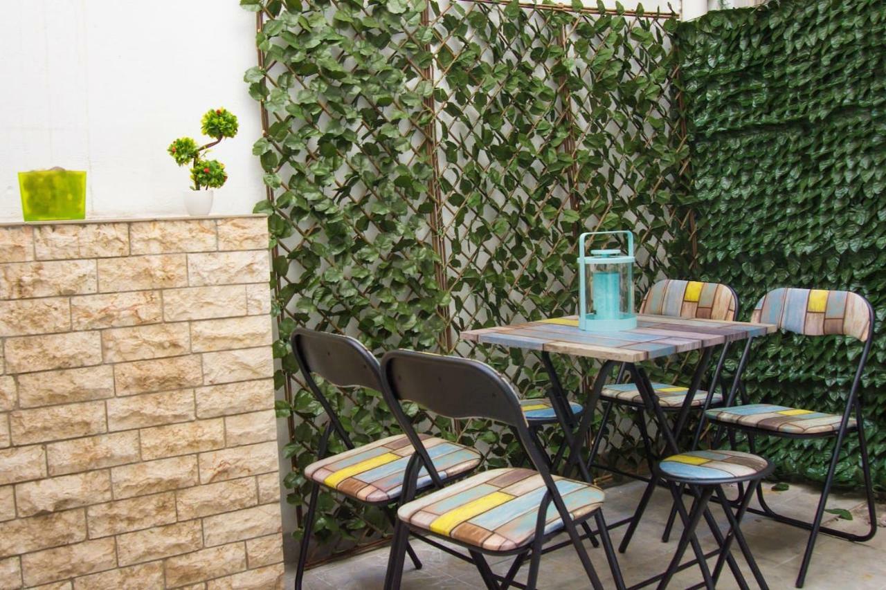 Cozy Apartment Near Monastiraki Athena Bagian luar foto