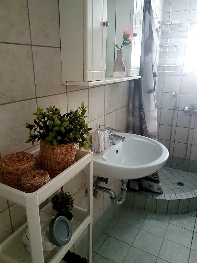 Cozy Apartment Near Monastiraki Athena Bagian luar foto